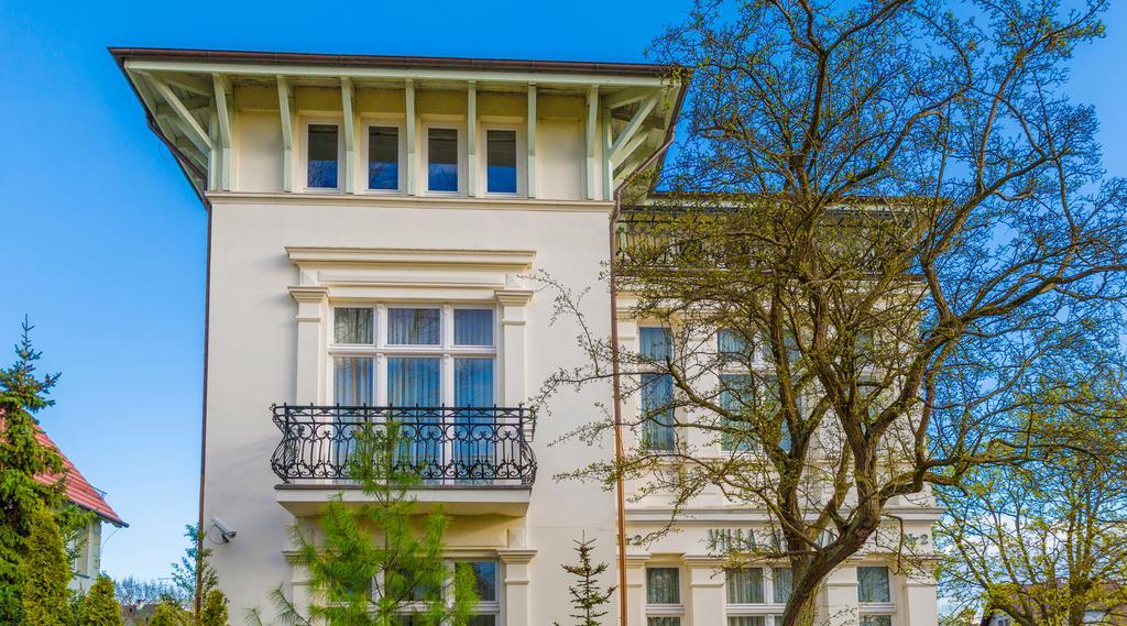 Villa Modiva 미엥지즈드로예 외부 사진
